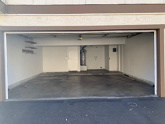 2nd image of 1217 S Palmetto Ave APT E
