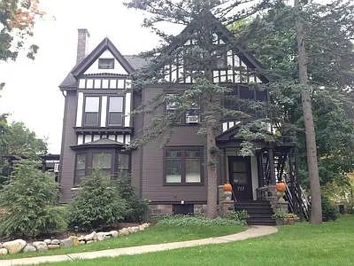717 W Huron St #3 — Photo 3
