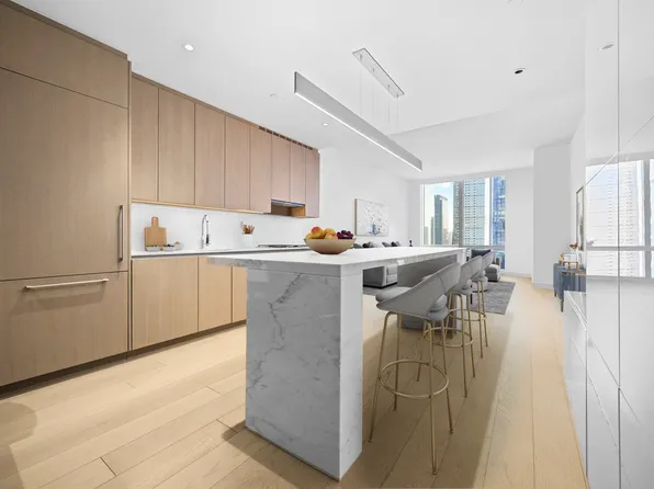 15 Hudson Yards 31J image 2 of 15