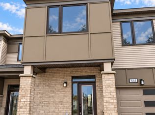 661 Allied Mews #1, Ottawa, ON K2S3A1