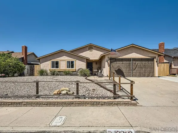10060 E Glendon Cir, Santee, CA 92071