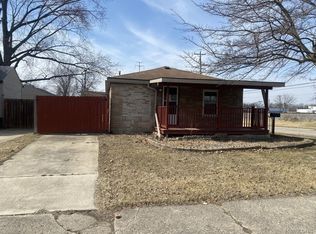 3512 Barry St, Wayne, MI 48184