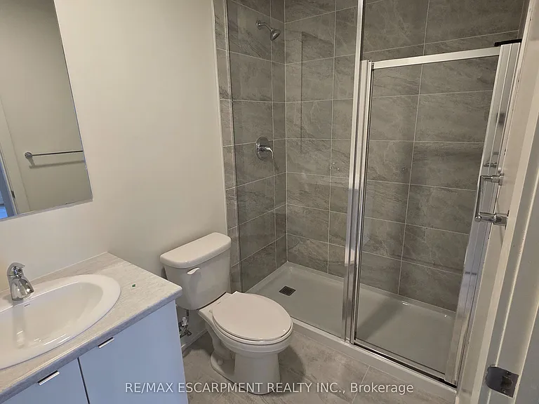 16 Melbourne Ave #210B — Photo 21
