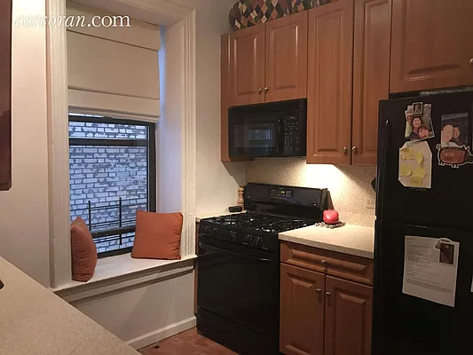 Rented by Corcoran | media 12