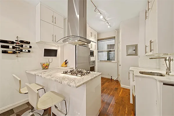 Rented by Douglas Elliman | media 3