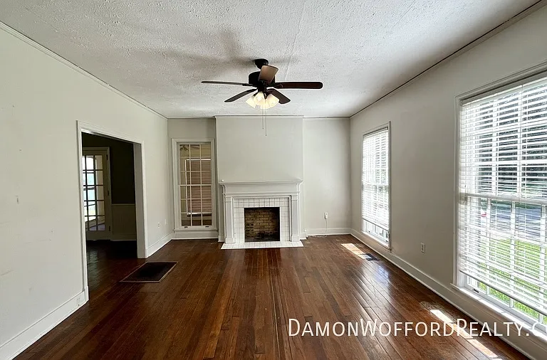 3917 N State St — Photo 5