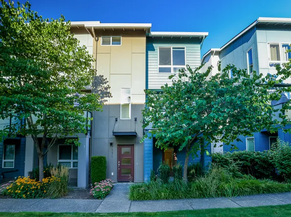 14671 36th Ct NE, Lake Forest Park, WA 98155