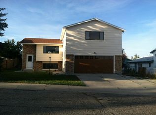 2270 E 17th St, Casper, WY 82609