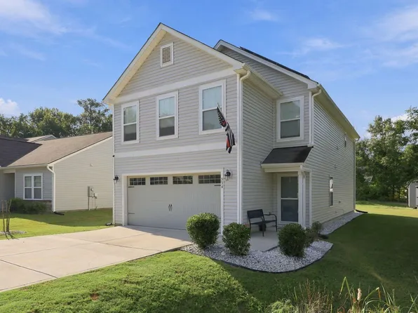 334 Glen Meadow Dr, Angier, NC 27501