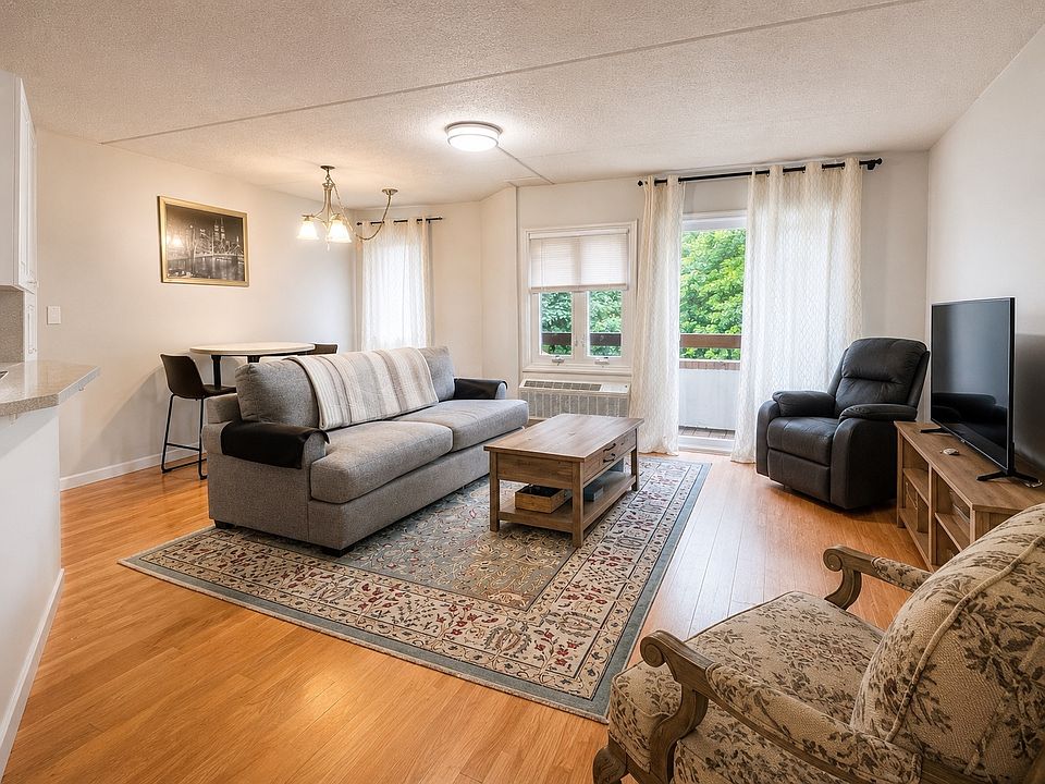 1st image of 366 Quincy Ave Unit 202
