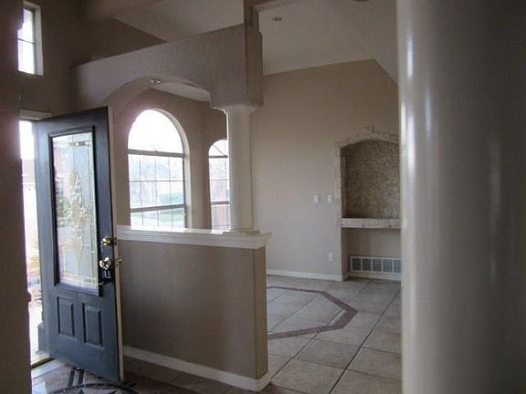 5th image of 1372 Luz Carpio Way