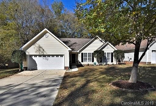 2nd image of 601 Kelford Ln