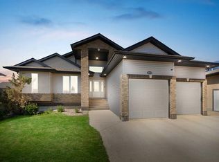 6105 NE 24th St, Lloydminster, AB T9V 3J8