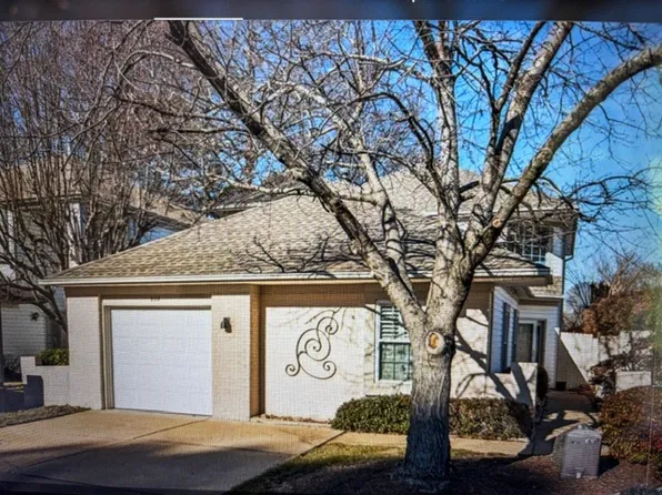959 Nicklaus Dr, Newport News, VA 23602