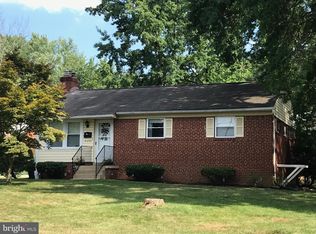 6201 Seminole Pl, College Park, MD 20740