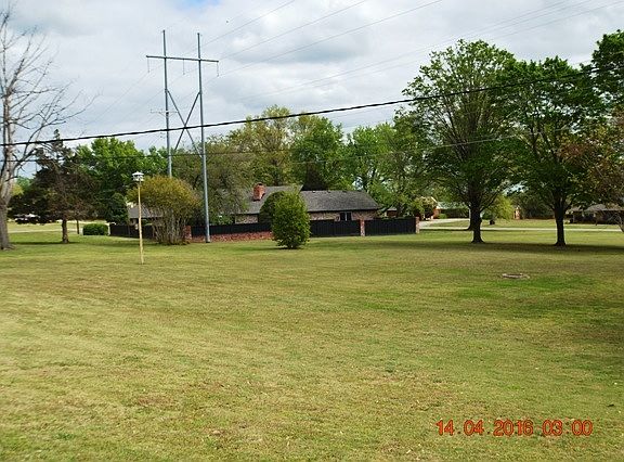 2nd image of 615 Morningside Dr