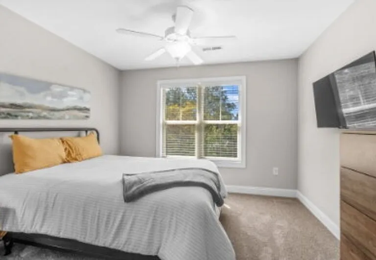 116 Cypress Cir — Photo 9