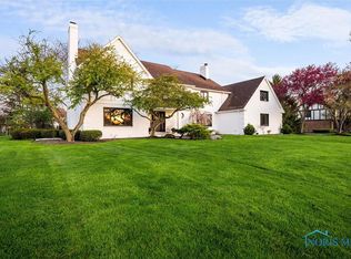 25571 Willowbend Rd, Perrysburg, OH 43551