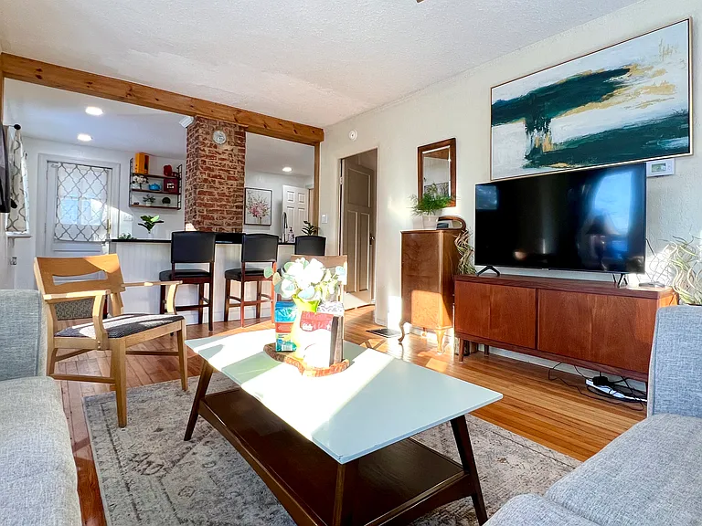 Valleyview Dr — Photo 9