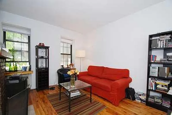 Rented by Buchbinder & Warren | media 15