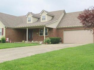 122 Welchwood Dr, Berea, KY 40403