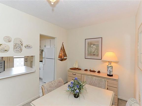 5th image of 761 John Ringling Blvd #36