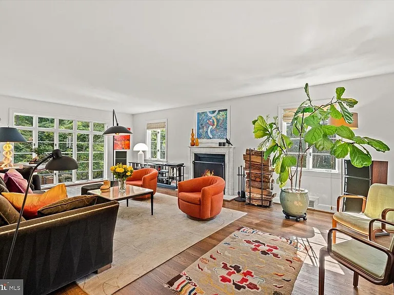 4838 Broad Branch Rd NW — Photo 10
