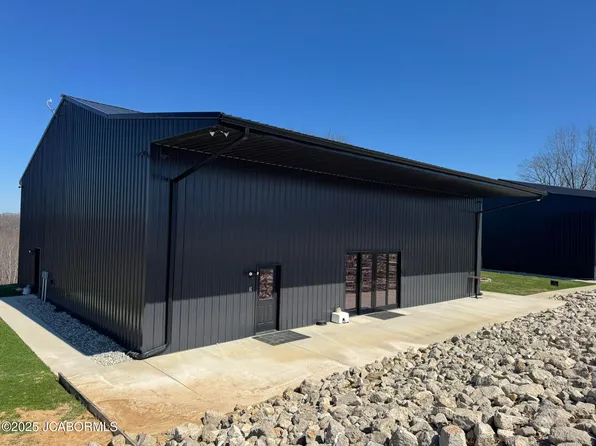 1206 Highway Cc, Linn, MO 65051