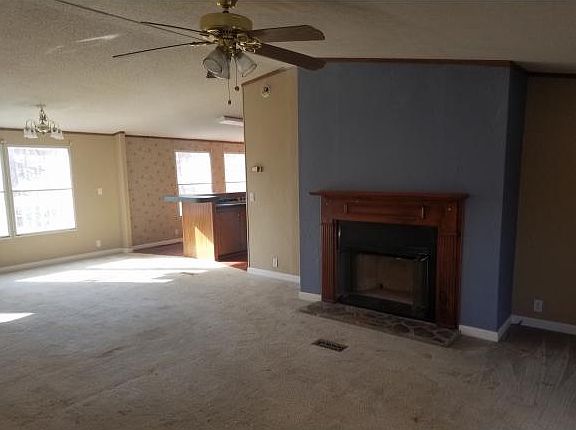 4th image of 1560 Randich Dr