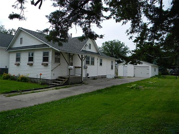 5th image of 154 W Pine St