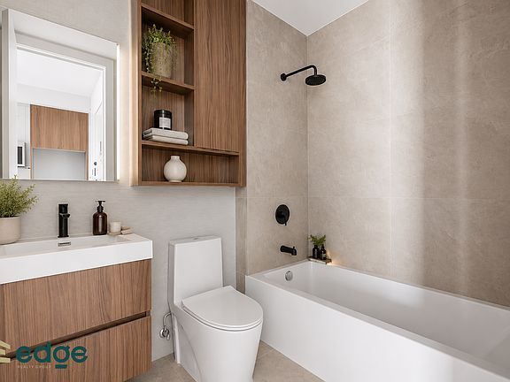 5th image of 438 Sackett St #2F