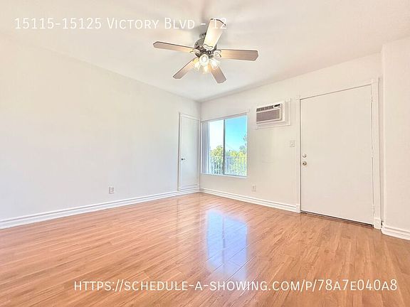 2nd image of 15115-15125 Victory Blvd #12