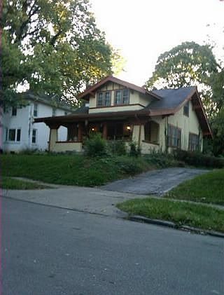 1st image of 25 Woodcrest Ave