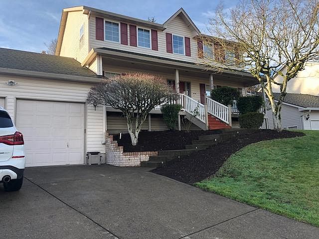 Front of house from the driveway