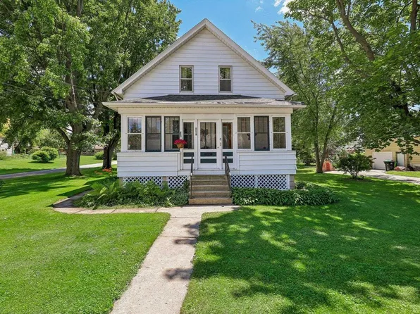 2401 Wisconsin Avenue, New Holstein, WI 53061
