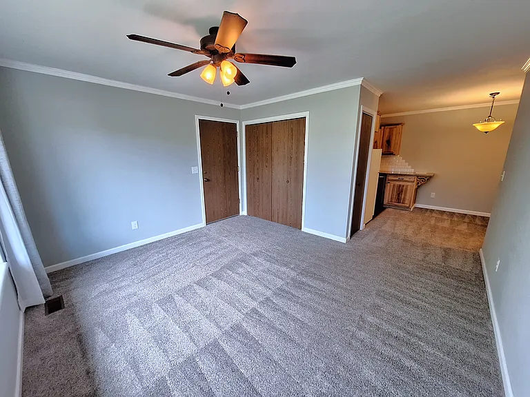 380 Paradise Cir #C8 — Photo 3