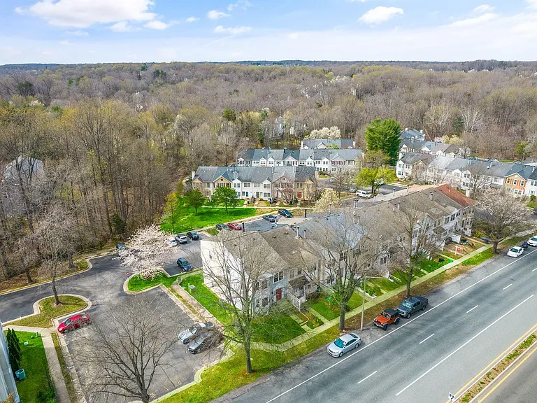 12168 Springwoods Dr — Photo 35