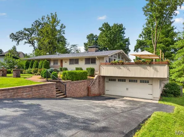11728 Claychester Dr, Saint Louis, MO 63131
