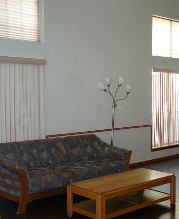 5th image of 7812 Villanueva Dr NE