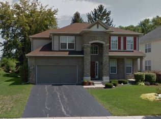 681 Redmond Ct, Bensenville, IL 60106