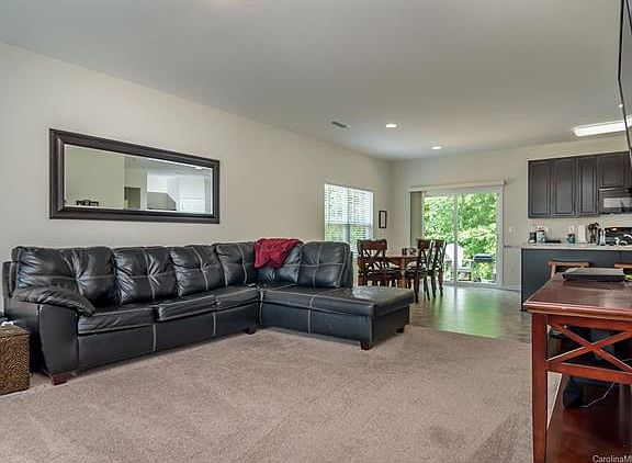 3rd image of 1526 Glenbar Ct