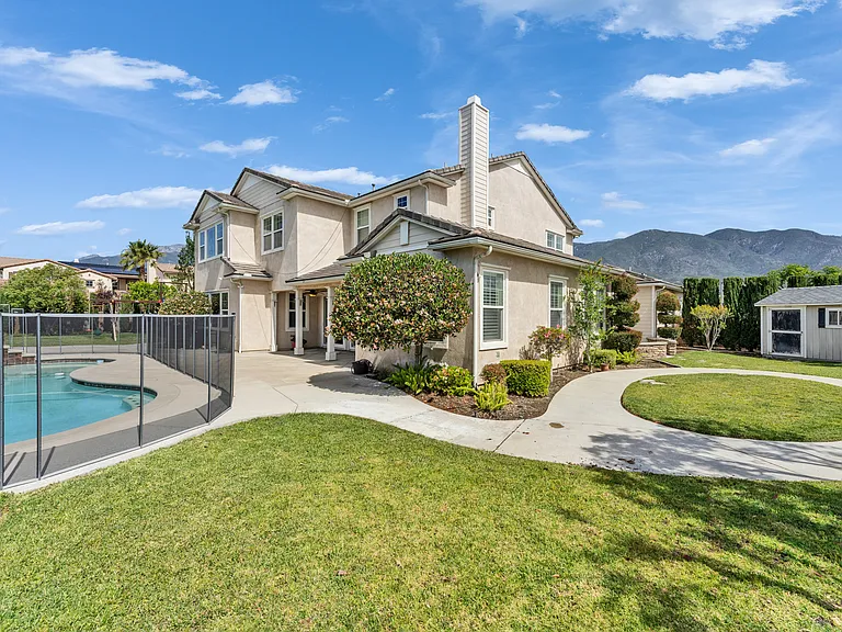 13143 Carriage Trail Ct — Photo 34