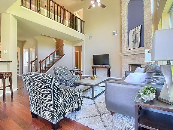 4th image of 8717 Fenton Dr
