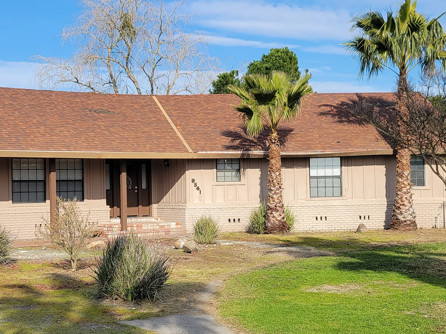 4 bed, 1998 sqft, $3,200 — Photo 2
