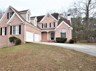 4060 Pate Branch Ct, Loganville, GA 30052