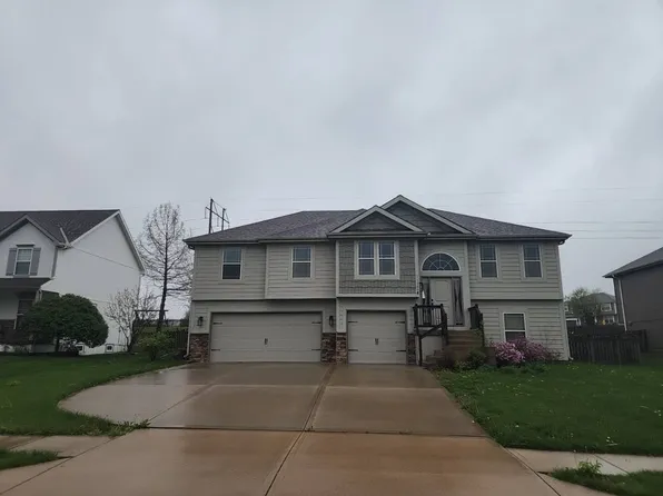 11208 N Manchester Ave, Kansas City, MO 64157