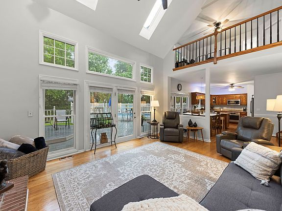 4th image of 509 Turnberry Dr