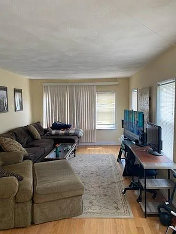 250 Riverside Ave #2 — Photo 5