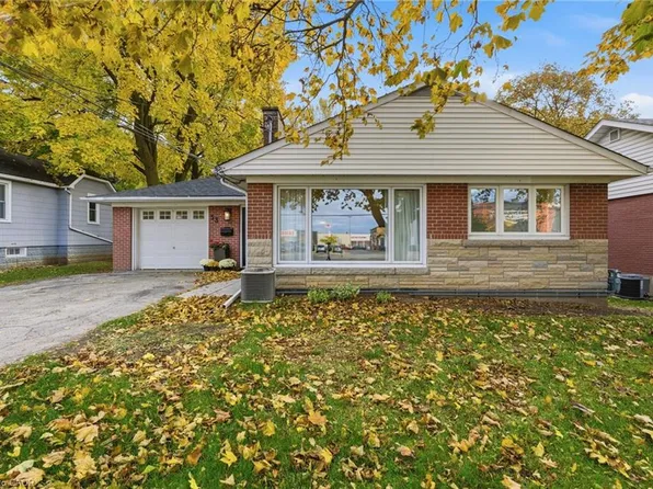 53 Livingston Ave, Grimsby, ON L3M 1L3