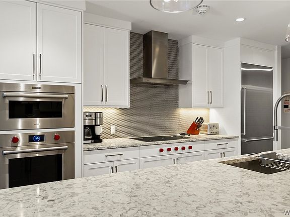 4th image of 1150 8th St Unit 307